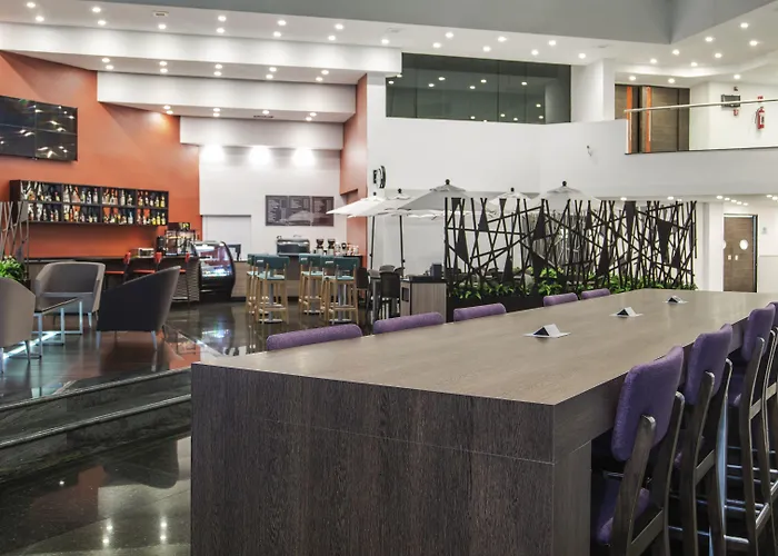 Hotel Dali Airport By Ihg