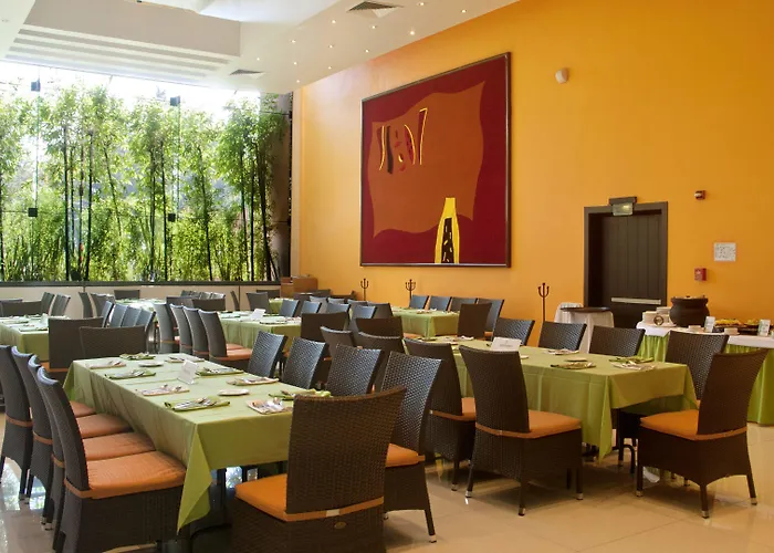 Dali Airport By Ihg Hotel 3*