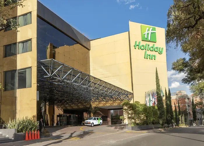 Hotel Dali Airport By Ihg 3*