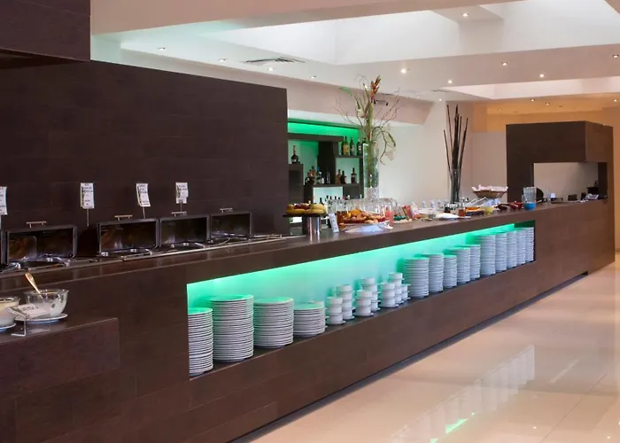 Hotel Dali Airport By Ihg